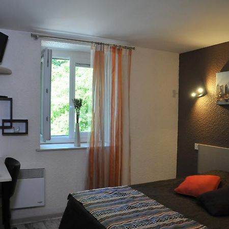 O2 Saone Hotel Reyrieux Екстериор снимка