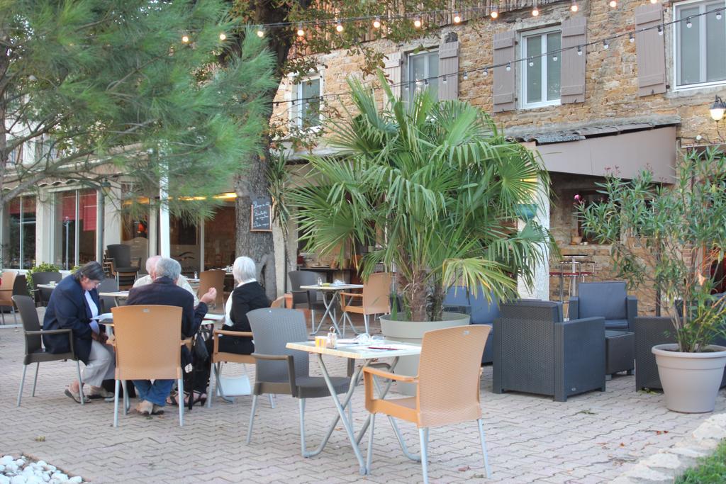 O2 Saone Hotel Reyrieux Екстериор снимка