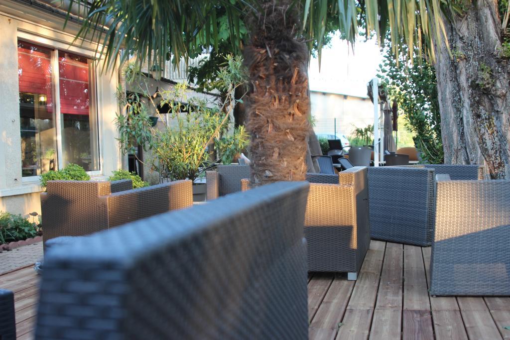 O2 Saone Hotel Reyrieux Екстериор снимка