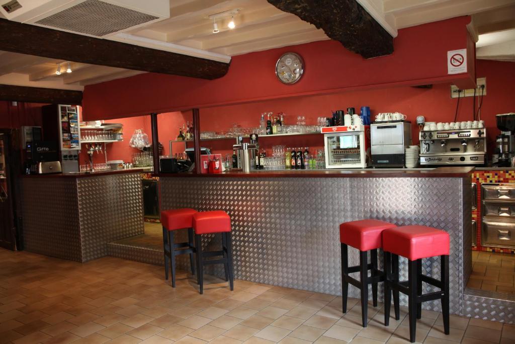 O2 Saone Hotel Reyrieux Екстериор снимка