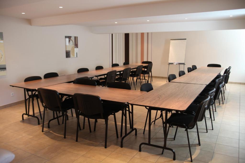 O2 Saone Hotel Reyrieux Екстериор снимка