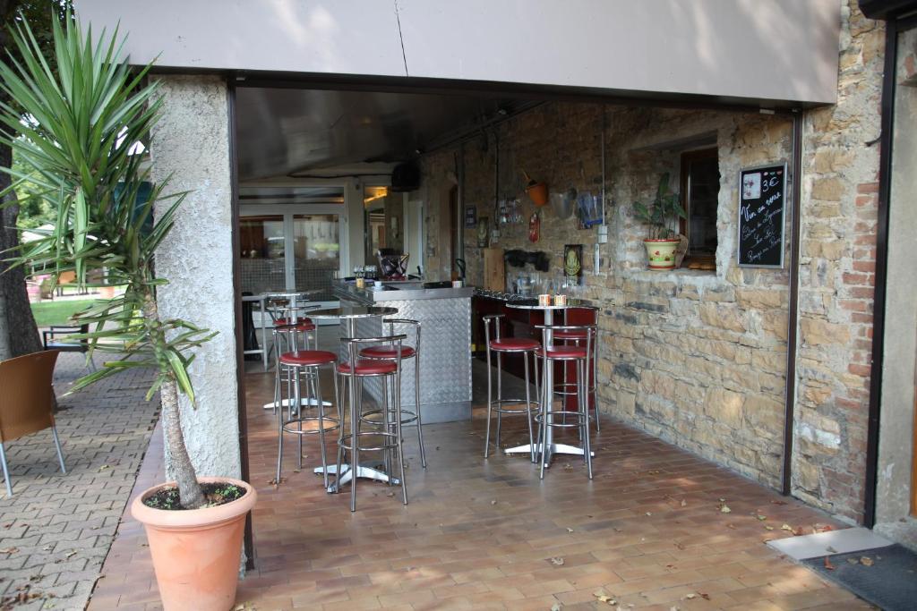 O2 Saone Hotel Reyrieux Екстериор снимка