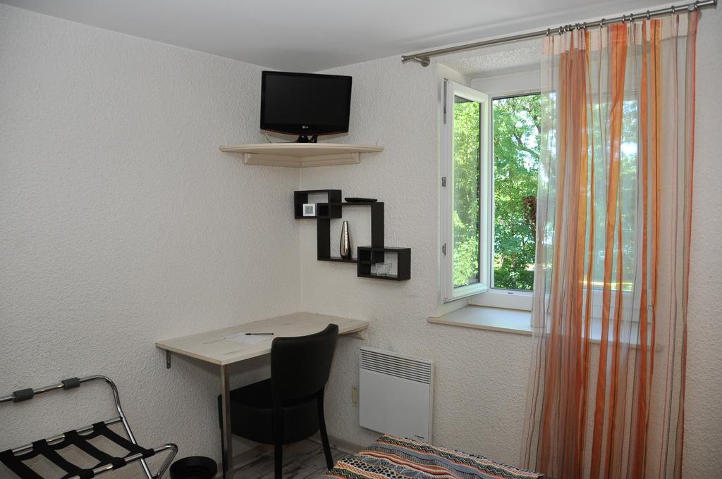 O2 Saone Hotel Reyrieux Екстериор снимка