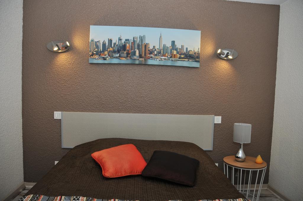 O2 Saone Hotel Reyrieux Екстериор снимка